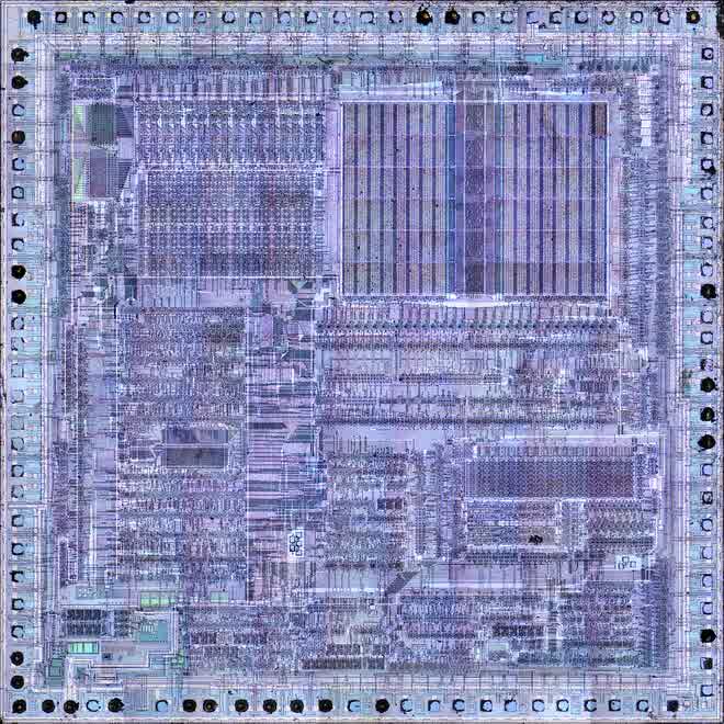 14MB 的小模型，凭什么在工具调用上追平云端大模型